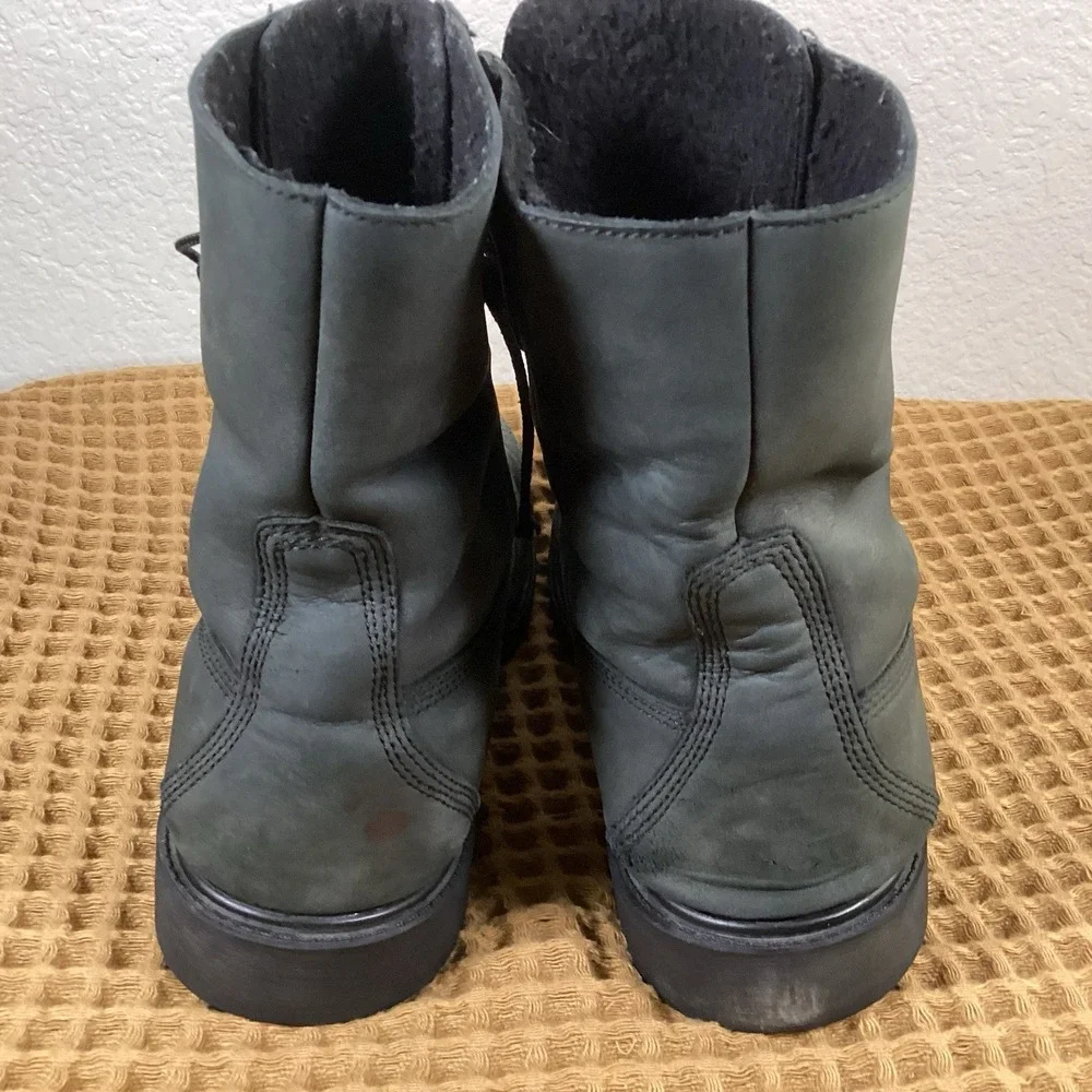 Timberland A3525 Women's Sz 9 Premium 6-Inch Waterproof Boot in Black Nubuck